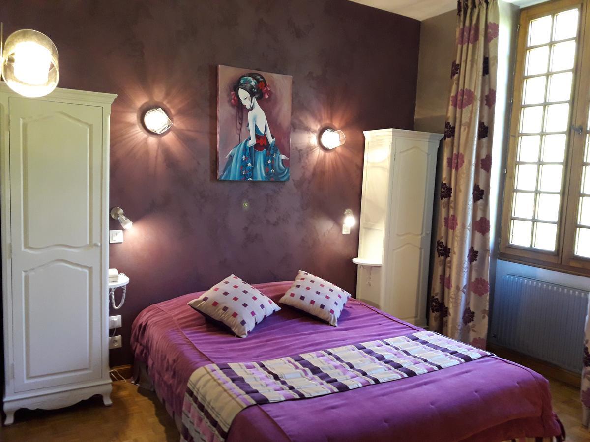 Logis Hostellerie Du Grand Duc Hotel Restaurant Gincla Eksteriør billede